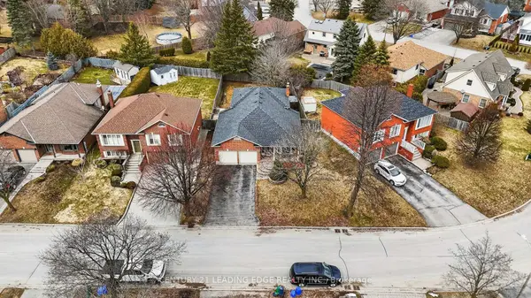 14 Valleycrest DR, Clarington, ON L1E 1J1