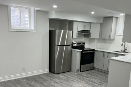 16 Wilsongary CIR #Bsmt, Ajax, ON L1T 0G7