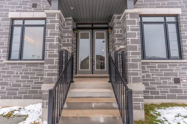 883 Plum PL, Milton, ON L9T 7E7