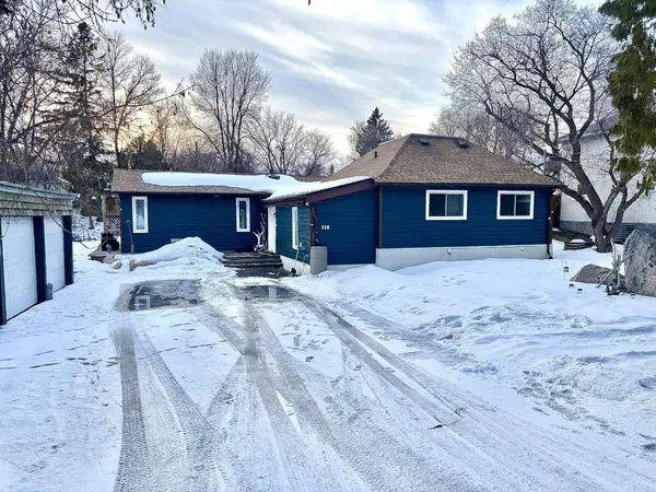 516 Bay ST, Kenora, ON P0X 1C0