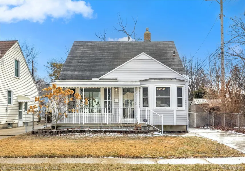 114 E Webster RD, Royal Oak, MI 48073