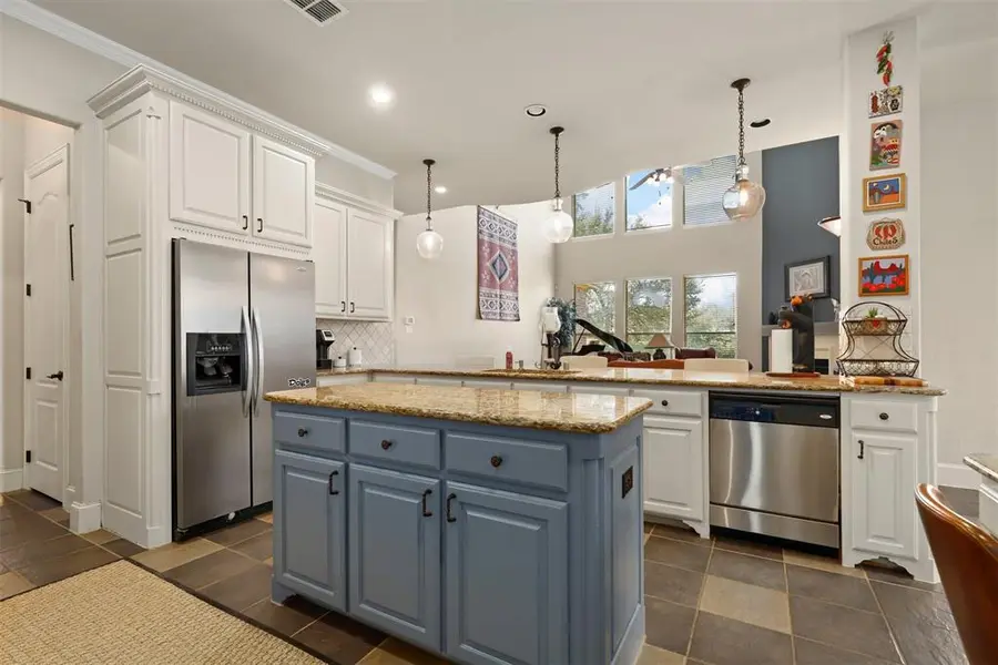 959 Terrace Drive, Lantana, TX 76226