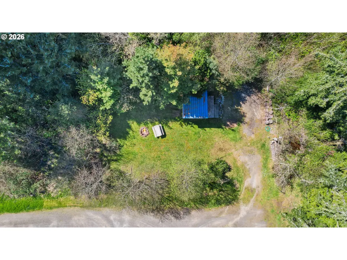 945 S BEACON ST, Rockaway Beach, OR 97136