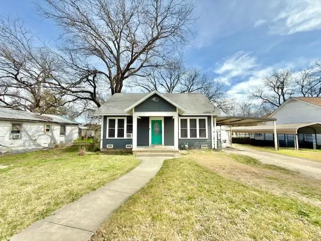 410 S Avenue E, Clifton, TX 76634