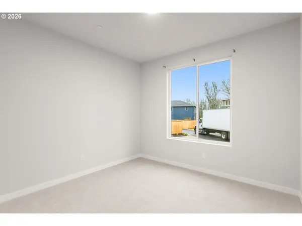 17335 NW LOOMIS LN, Portland, OR 97229