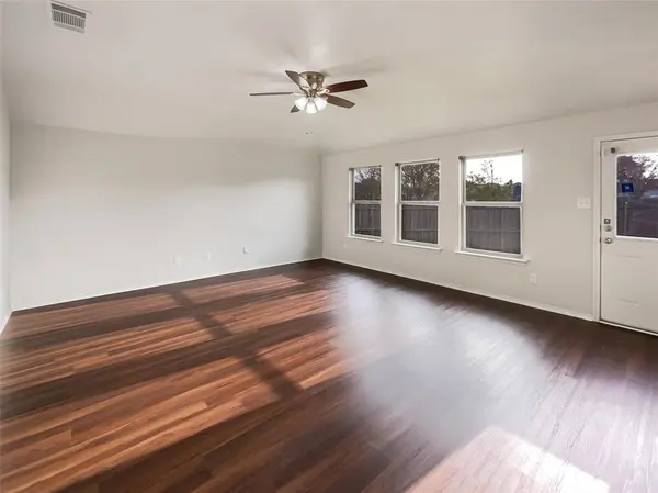 2052 Fair Weather Drive, Lancaster, TX 75146