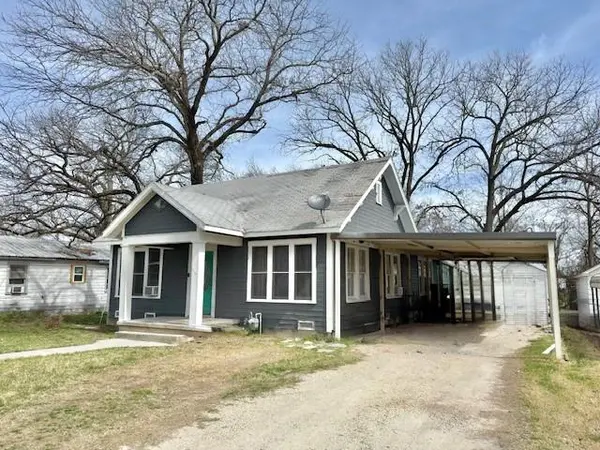 410 S Avenue E, Clifton, TX 76634