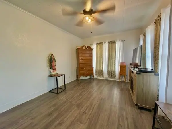 410 S Avenue E, Clifton, TX 76634