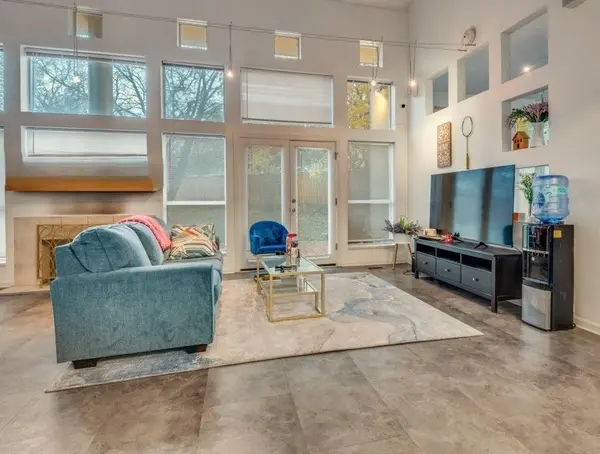 4232 Las Brisas Court, Irving, TX 75038