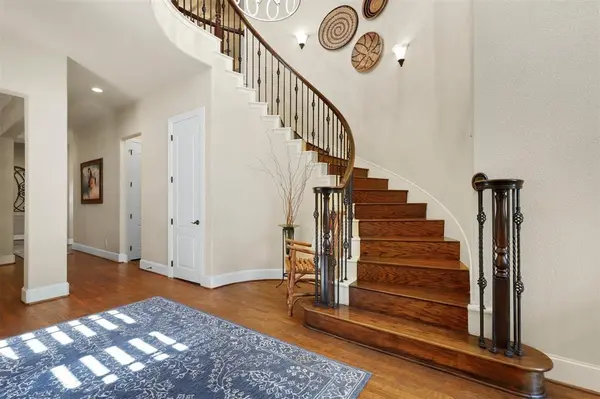 959 Terrace Drive, Lantana, TX 76226