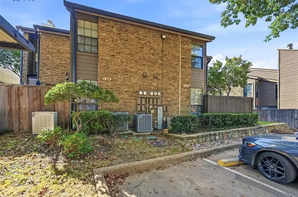 333 Melrose Drive #16A, Richardson, TX 75080