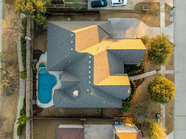 905 Cipriani Drive, Frisco, TX 75036