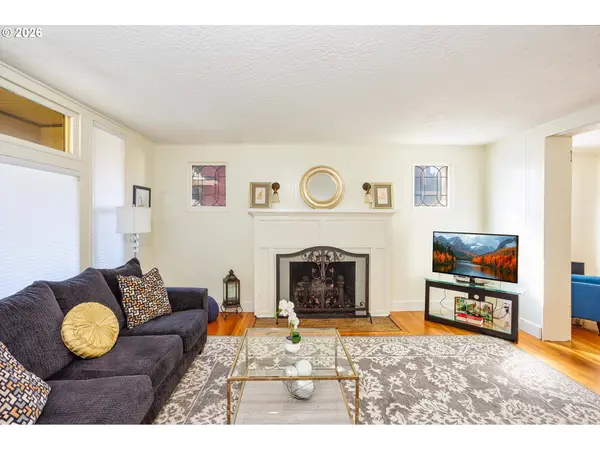 103 N MONROE ST, Portland, OR 97227