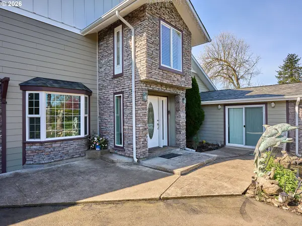 1640 E LINCOLN RD, Woodburn, OR 97071