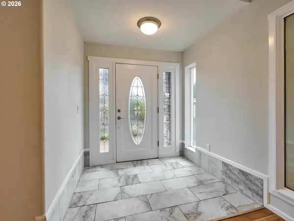 1640 E LINCOLN RD, Woodburn, OR 97071