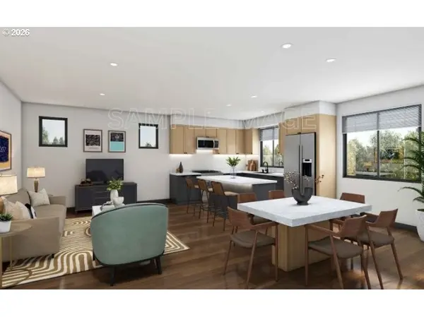 1090 Graham ST, Coos Bay, OR 97420