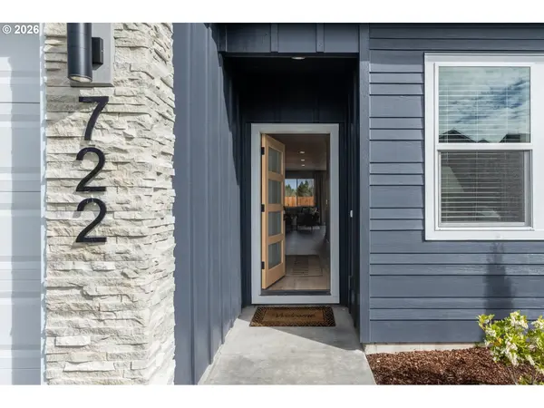 722 SE 34TH ST, Battle Ground, WA 98604