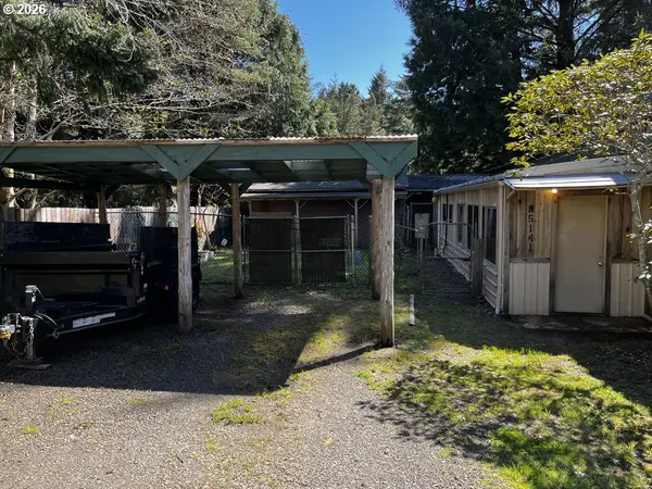 85141 Cedar DR, Florence, OR 97439