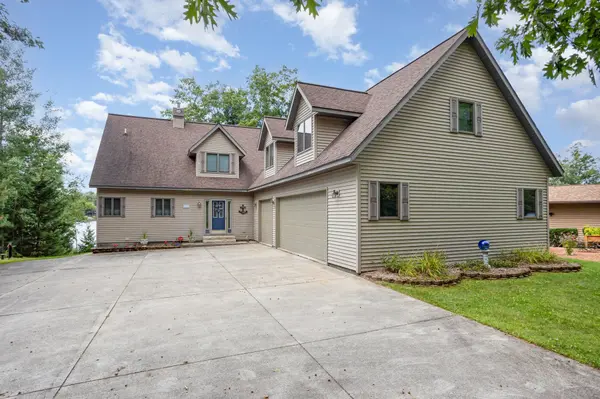 5685 Shirley Ann DR, Hayes Twp, MI 48625