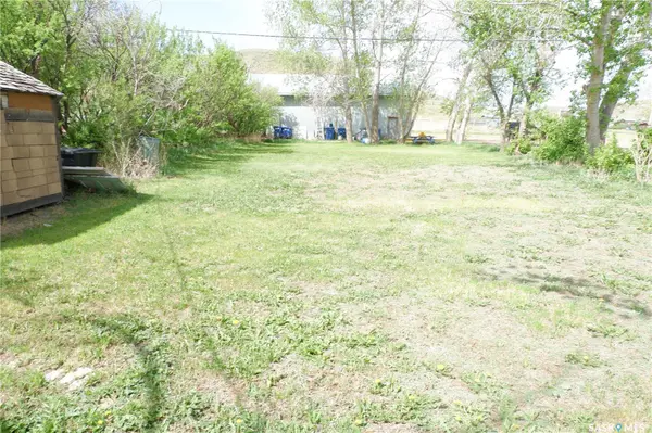 11 B AVENUE, Willow Bunch, SK S0H 4K0