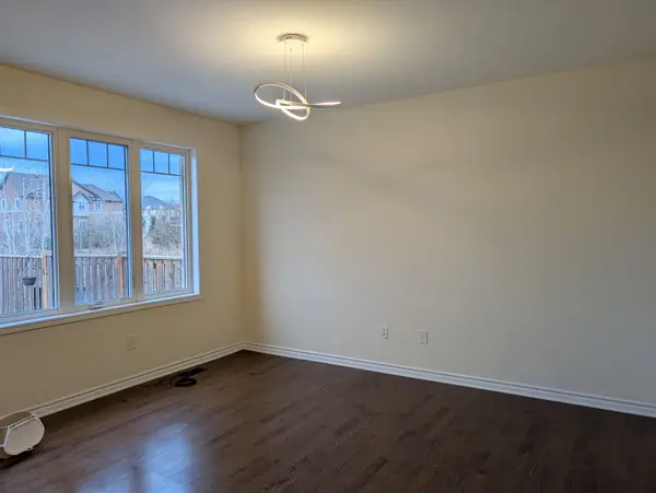 1574 Clitherow ST, Milton, ON L9E 0A5