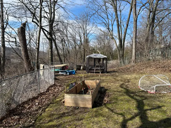 195 Cline AVE S, Hamilton, ON L8S 1W5