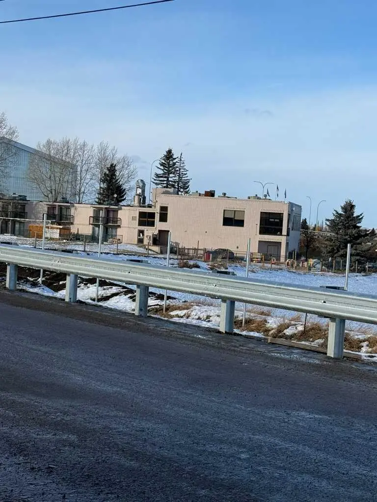 10623 West Valley RD, Calgary, AB T3B 5T2