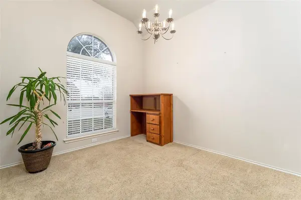 5513 Paloma Court, Fort Worth, TX 76179