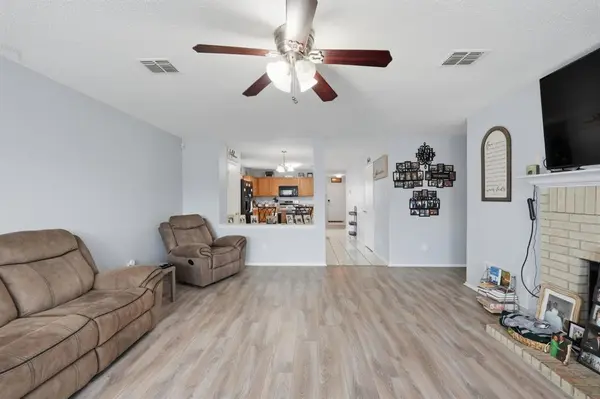 2458 Manchester Lane, Lancaster, TX 75134