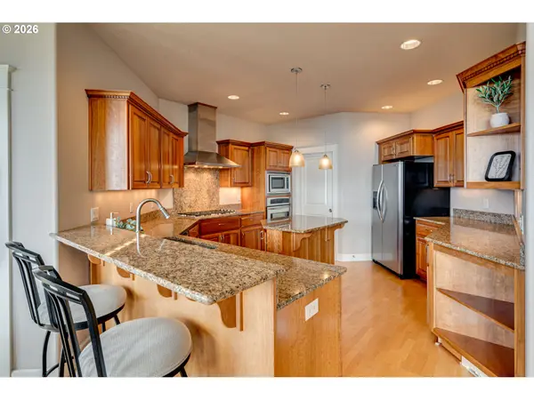 178 DISCOVERY DR, Kalama, WA 98625