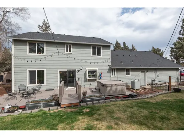 905 SW BURNS LN, Madras, OR 97741