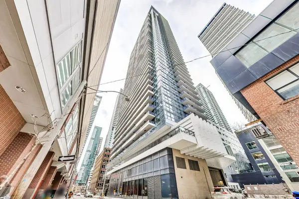 38 Widmer ST E #1703, Toronto C01, ON M5V 0P7