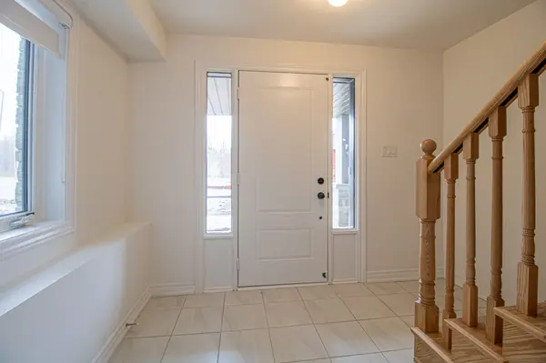 432 Salem RD, Ajax, ON L1S 7S9