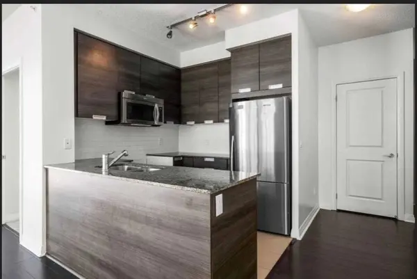 75 Eglinton AVE W #1809, Mississauga, ON L5R 0E5