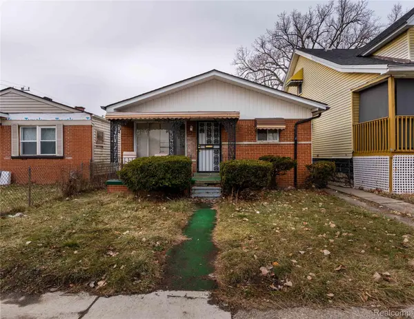 17809 McDougall ST, Hamtramck, MI 48212