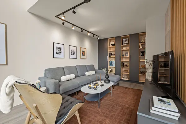 18 Merton ST #506, Toronto C10, ON M4S 3G9