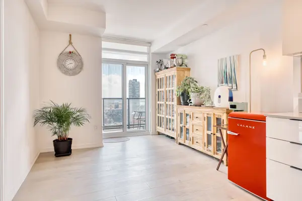 48 Power ST #1702, Toronto C08, ON M5A 0V2