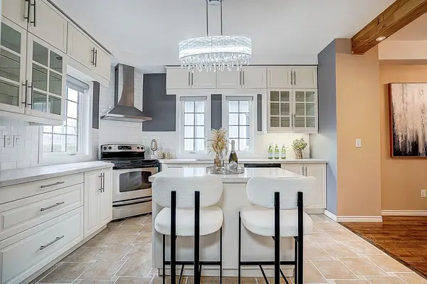 774 Churchill LN, Georgina, ON L0E 1S0