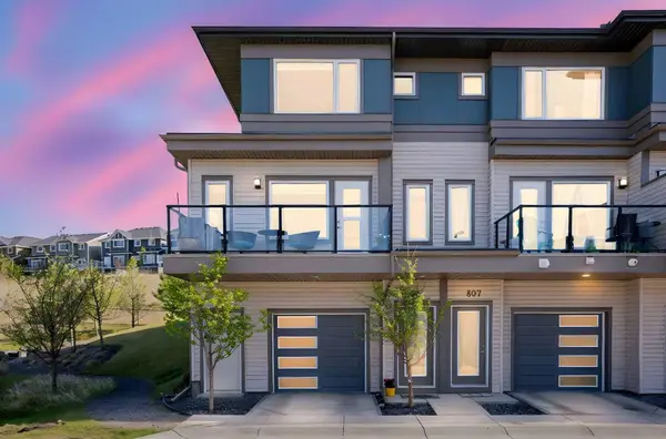 501 River Heights DR #808, Cochrane, AB T4C 2L3