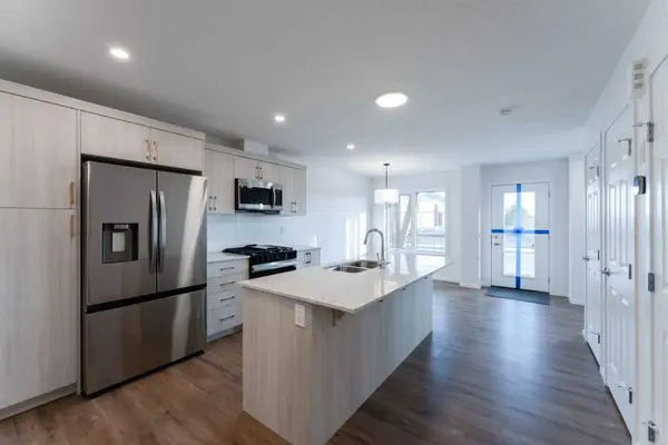 1170 148 AVE NW, Calgary, AB T3P2G9