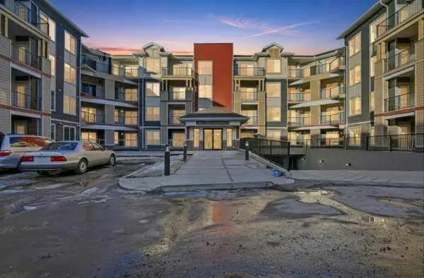15 Skyview Point CRES NE #2221, Calgary, AB T3N 2T1