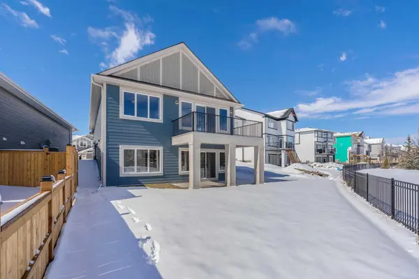 88 Sunrise Heath, Cochrane, AB T4C0H4