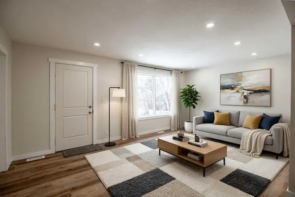 3725 45 ST, Red Deer, AB T4N1J3