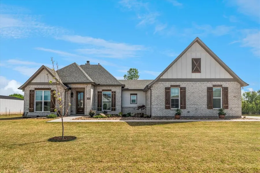 776 Cheyenne Trail, Trenton, TX 75490