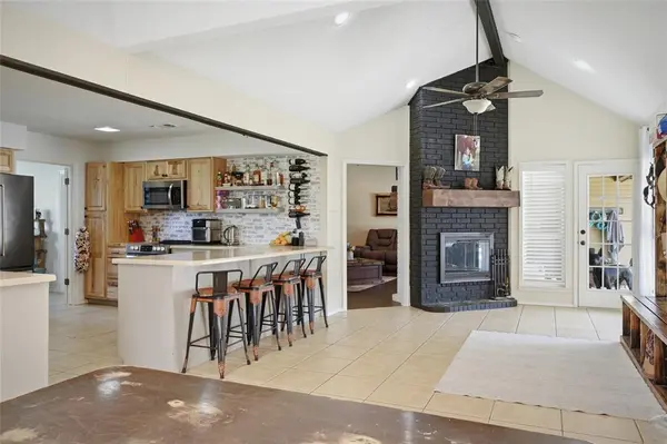 501 N Van Zandt Street, Tioga, TX 76271