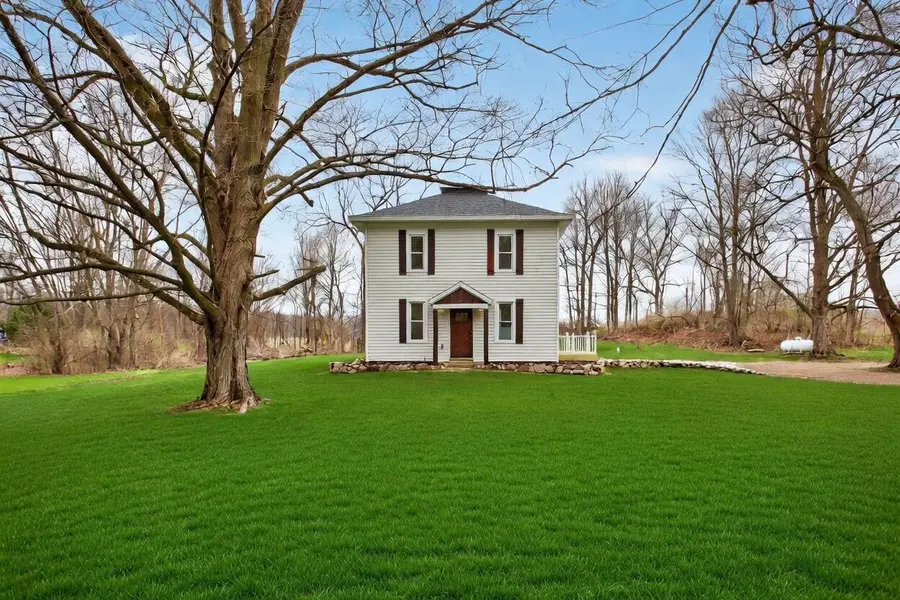 7371 Reynolds RD, Hanover Twp, MI 49246