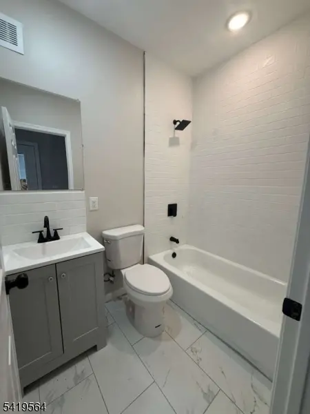 112-114 Broad St, Phillipsburg Town, NJ 08865