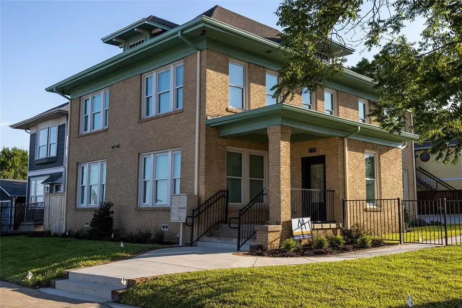 715 S Jennings Avenue #105, Fort Worth, TX 76104