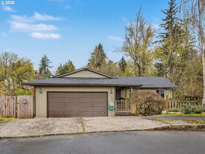 1960 SW 13TH CT, Gresham, OR 97080