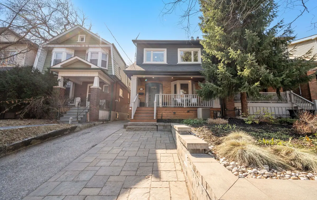 318 Durie ST, Toronto W02, ON M6S 3G3